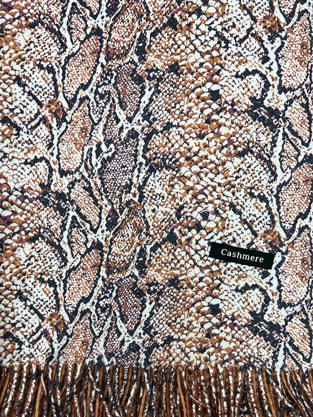 PASHMINA 11- CASHMERE SNAKE PRINT - German Fuentes Wholesale of Leather Handbags, Belts and Accessories - German Fuentes