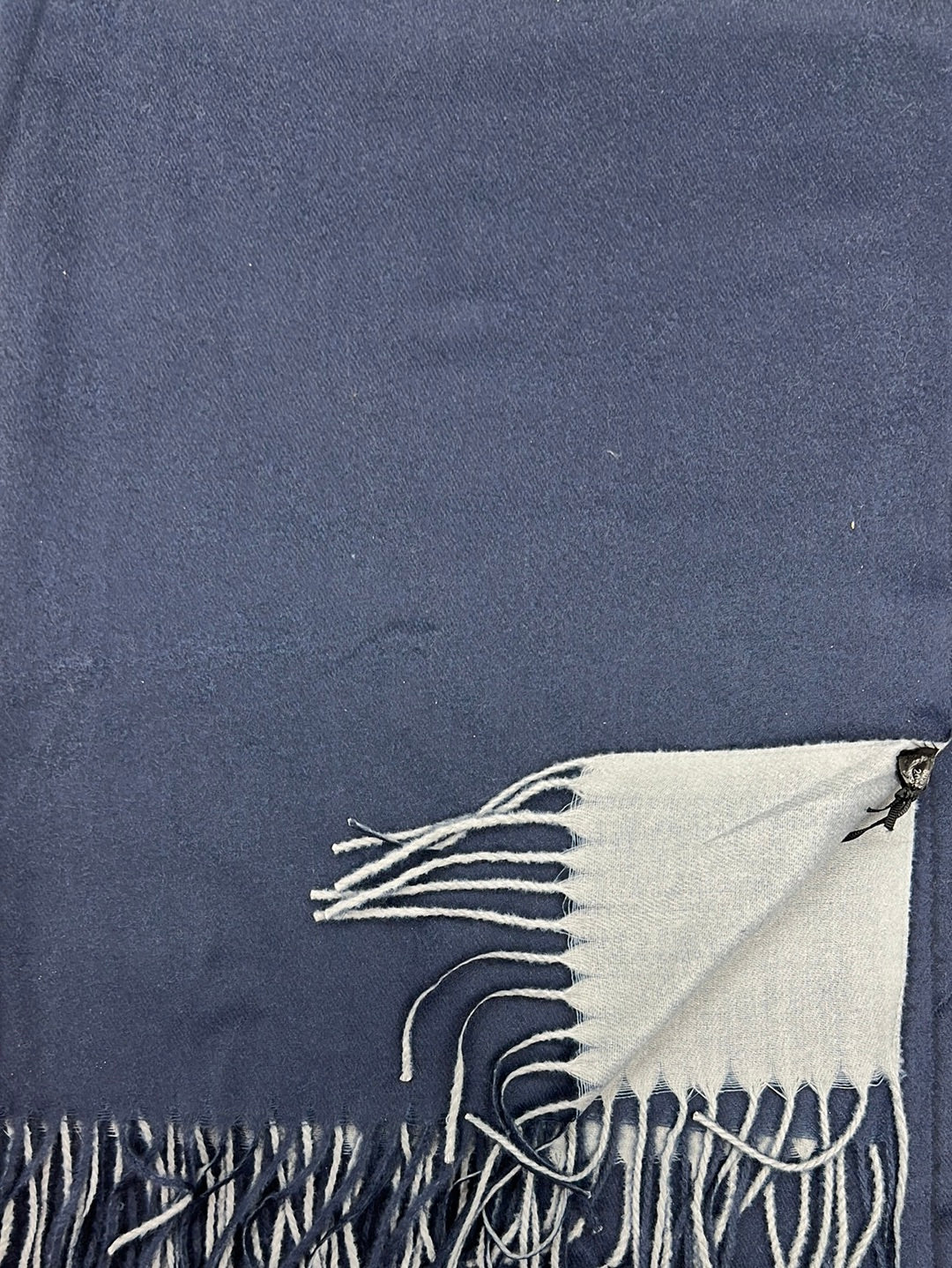 PASH-04 VISCOSE AND WOOL PASHMINA - German Fuentes Wholesale of Leather Handbags, Belts and Accessories - German Fuentes