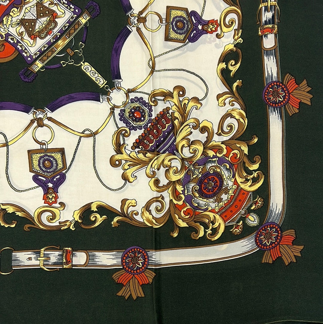 YF10-M3 VINTAGE CHAIN PRINT MID SIZE SCARF - German Fuentes Wholesale of Leather Handbags, Belts and Accessories - German Fuentes