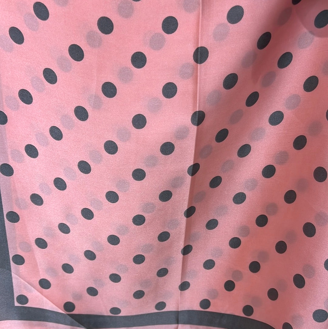 YF10-M10 POLKA DOTS MID SIZE SCARF - German Fuentes Wholesale of Leather Handbags, Belts and Accessories - German Fuentes